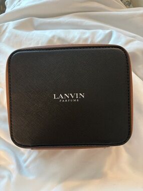 Lavin Parfums for Turkish Airlines Amenity Unisex Bag
